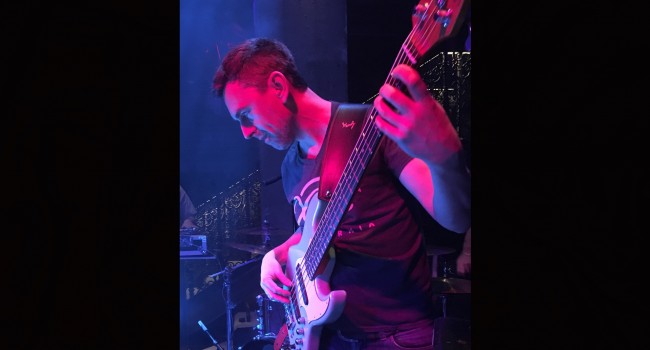 Rufus Philpot — Moody Leather luxury guitar strap artist